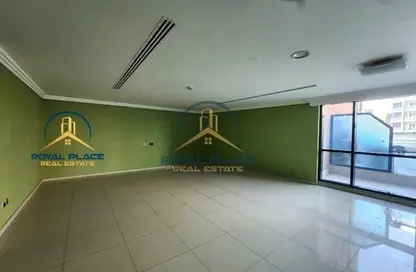 شقة - 3 غرف نوم - 4 حمامات للايجار في الرفاعة - بر دبي - دبي شقة - 3 غرف نوم - 4 حمامات للايجار في الرفاعة - بر دبي - دبي