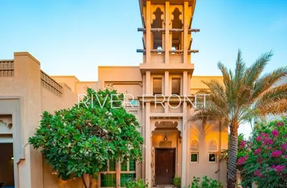 Villa - 4 Bedrooms - 5 Bathrooms for rent in Entertainment Foyer - Mediterranean Clusters - Jumeirah Islands - Dubai