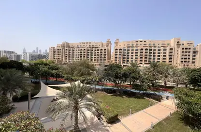 Apartment - 3 Bedrooms - 4 Bathrooms for rent in Al Sarrood - Shoreline Apartments - Palm Jumeirah - Dubai