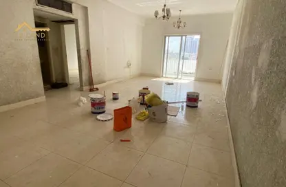 Apartment - 2 Bedrooms - 2 Bathrooms for rent in Corniche Tower - Ajman Corniche Road - Ajman Apartment - 2 Bedrooms - 2 Bathrooms for rent in Corniche Tower - Ajman Corniche Road - Ajman