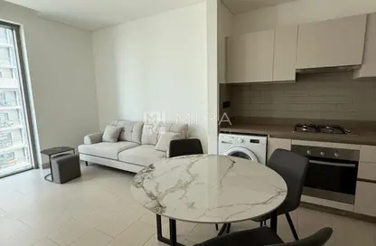 شقة - غرفة نوم - 1 حمام للايجار في شوبا كرييك فيستاس برج ب - صبحا هارتلاند - مدينة الشيخ محمد بن راشد - دبي