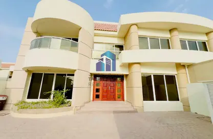 فيلا - 4 غرف نوم - 5 حمامات للايجار في فلل الجميرا 1 - جميرا 1 - جميرا - دبي