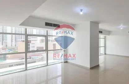 Apartment - 2 Bedrooms - 3 Bathrooms for rent in Tala Tower - Marina Square - Al Reem Island - Abu Dhabi