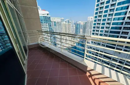 شقة - 2 غرف نوم - 4 حمامات للايجار في برج أيكون 1 - (JLT) مجمع M - أبراج بحيرة الجميرا - دبي