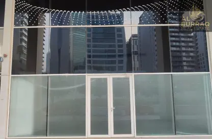 Shop - Studio - 2 Bathrooms for rent in Capital Golden Tower - Business Bay - Dubai