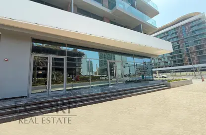 Shop - Studio for rent in Stonehenge Residences II - Jumeirah Village Circle - Dubai