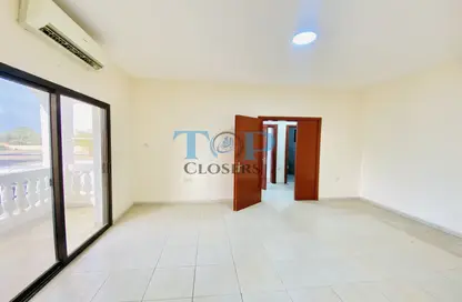 شقة - 3 غرف نوم - 3 حمامات للايجار في العامريه - الجيمي - العين