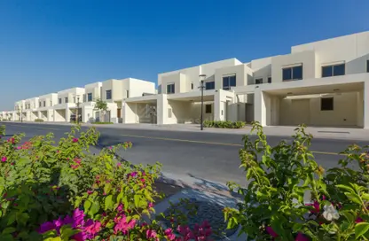 Townhouse - 3 Bedrooms - 3 Bathrooms for sale in Noor Townhouses - Town Square - Dubai