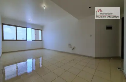 Empty Room image for: Apartment - 1 Bedroom - 1 Bathroom for rent in Electra Street - Abu Dhabi, Image 1