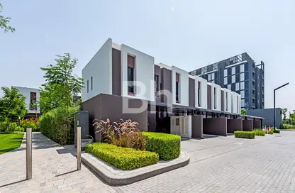 Townhouse - 3 Bedrooms - 4 Bathrooms for sale in Sarab 2 - Aljada - Sharjah