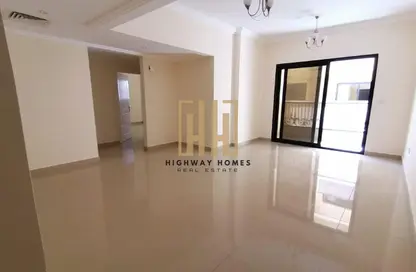 Apartment - 1 Bedroom - 2 Bathrooms for rent in Muwaileh 29 Building - Muwaileh - Sharjah