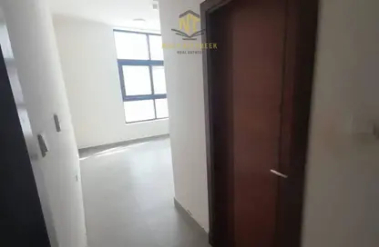 Apartment - 1 Bedroom - 2 Bathrooms for rent in Al Khan Corniche - Al Khan - Sharjah Apartment - 1 Bedroom - 2 Bathrooms for rent in Al Khan Corniche - Al Khan - Sharjah