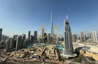 Apartment - 2 Bedrooms - 2 Bathrooms for rent in Burj Royale - Downtown Dubai - Dubai