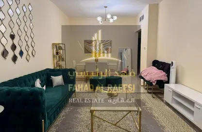 شقة - غرفة نوم - 2 حمامات للبيع في أورينت تاور 2 - أورينت تاور - البستان - عجمان