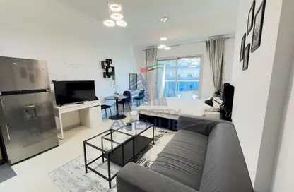 شقة - 1 حمام للايجار في مساكن النخبة رقم 5 - مساكن النخبة الرياضية - مدينة دبي الرياضية - دبي