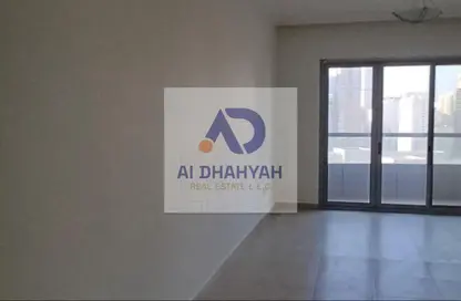 شقة - 3 غرف نوم - 3 حمامات للبيع في الخان - الشارقة شقة - 3 غرف نوم - 3 حمامات للبيع في الخان - الشارقة