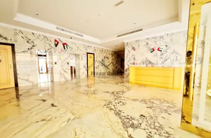 Apartment - 1 Bedroom - 2 Bathrooms for rent in Hajar Building - Muwaileh Commercial - Sharjah