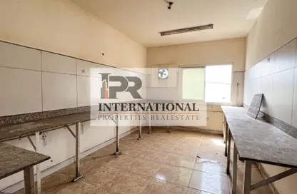 Labor Camp - Studio - 7+ Bathrooms for rent in Al Jurf Industrial 2 - Al Jurf Industrial - Ajman