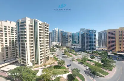 Apartment - 2 Bedrooms - 2 Bathrooms for rent in Yas 1 - Barsha Heights (Tecom) - Dubai