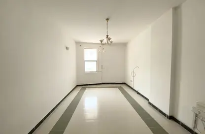 Apartment - 1 Bedroom - 1 Bathroom for rent in Hai Al Murabbaa - Central District - Al Ain