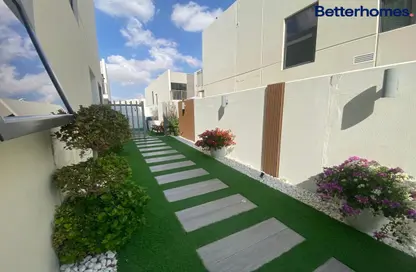 Townhouse - 3 Bedrooms - 5 Bathrooms for sale in Zinnia - The Roots DAMAC Hills 2 - Damac Hills 2 - Dubai