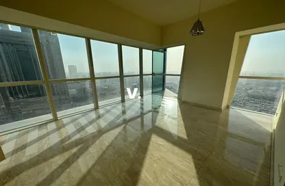 Apartment - 2 Bedrooms - 3 Bathrooms for rent in Sama Tower - Sheikh Zayed Road - Dubai
