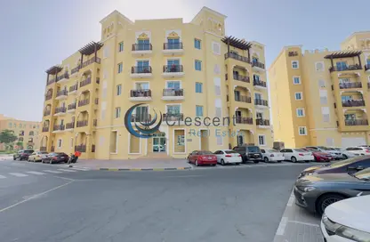 شقة - 1 حمام للايجار في اي سي 1- اماراتي - 02 - طراز إماراتي - المدينة الدولية - دبي