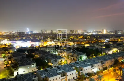 Apartment - 2 Bedrooms - 3 Bathrooms for sale in Daisy - Azizi Residence - Al Furjan - Dubai