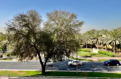 Gated community like brand new amazing amenities 