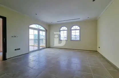 Villa - 3 Bedrooms - 4 Bathrooms for rent in Regional Large - Regional - Jumeirah Park - Dubai