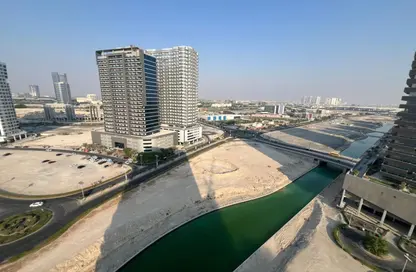 Apartment - 2 Bedrooms - 3 Bathrooms for sale in Oasis Tower 1 - Dubai Sports City - Dubai
