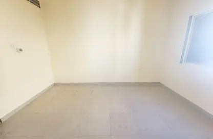Apartment - Studio - 1 Bathroom for rent in Fire Station Road - Muwaileh - Sharjah