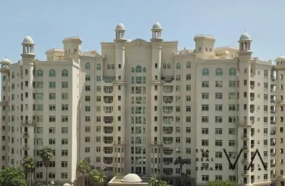Apartment - 1 Bedroom - 2 Bathrooms for rent in Al Hallawi - Shoreline Apartments - Palm Jumeirah - Dubai