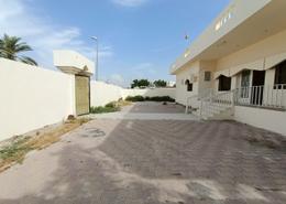 Villa - 4 bedrooms - 5 bathrooms for rent in Al Hazana - Al Riqqa - Sharjah
