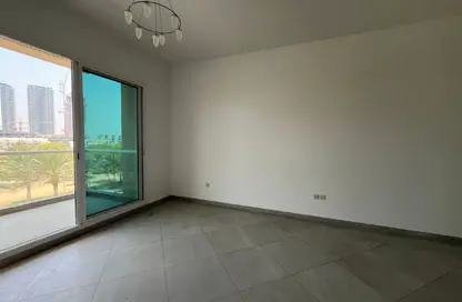 Apartment - 1 Bedroom - 2 Bathrooms for rent in Sandhurst House - Jumeirah Village Circle - Dubai