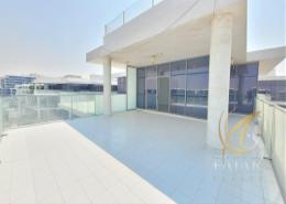 Townhouse - 3 bedrooms - 3 bathrooms for sale in Golf Promenade 5A - Golf Promenade - DAMAC Hills - Dubai