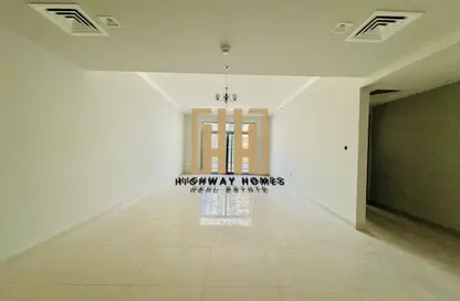 Apartment - 2 Bedrooms - 3 Bathrooms for rent in Al Mamzar - Al Mamzar - Sharjah - Sharjah