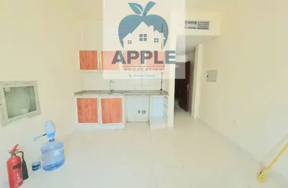 Apartment - Studio - 1 Bathroom for rent in Muwaileh 3 Building - Muwaileh - Sharjah
