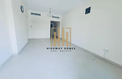 شقة - غرفة نوم - 2 حمامات للايجار في بناية مويليح 29 - مويلح - الشارقة شقة - غرفة نوم - 2 حمامات للايجار في بناية مويليح 29 - مويلح - الشارقة