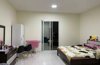 Apartment - Studio - 1 Bathroom for sale in Building L07 - Greece Cluster - International City - Dubai