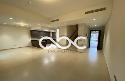 Townhouse - 3 Bedrooms - 4 Bathrooms for rent in Bloom Living - Zayed City (Khalifa City C) - Khalifa City - Abu Dhabi