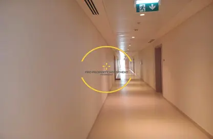 Apartment - 2 Bedrooms - 3 Bathrooms for sale in Waters Edge - Yas Island - Abu Dhabi