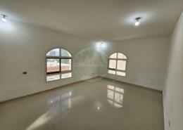 صورةغرفة فارغة لـ: Studio - 1 حمام للكراء في مركز محمد بن زايد - مدينة محمد بن زايد - أبوظبي, صورة 1