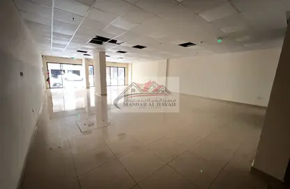 Shop - Studio - 1 Bathroom for rent in Muwaileh 29 Building - Muwaileh - Sharjah