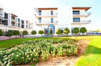 Apartment - 2 Bedrooms - 3 Bathrooms for rent in wasl square - Al Safa - Dubai