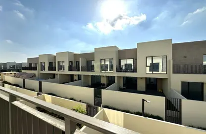Outdoor Building image for: Villa - 3 Bedrooms - 4 Bathrooms for rent in Parkside 1 - EMAAR South - Dubai South (Dubai World Central) - Dubai, Image 1