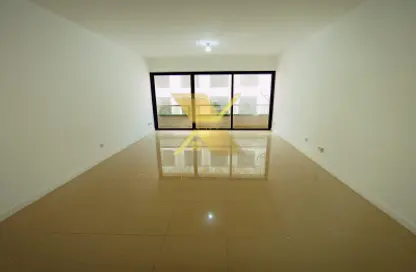 Apartment - 2 Bedrooms - 3 Bathrooms for rent in Airport Road - Abu Dhabi