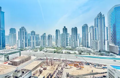شقة - 3 غرف نوم - 5 حمامات للايجار في برج اسكيب - الخليج التجاري - دبي