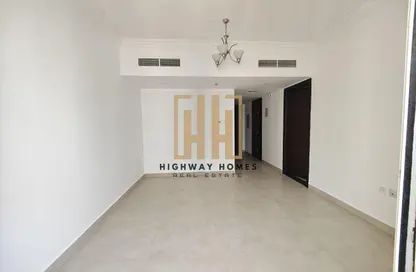 Apartment - 1 Bedroom - 2 Bathrooms for rent in Muwaileh 3 Building - Muwaileh - Sharjah