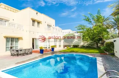 Villa - 6 Bedrooms - 5 Bathrooms for sale in Meadows 1 - Meadows - Dubai